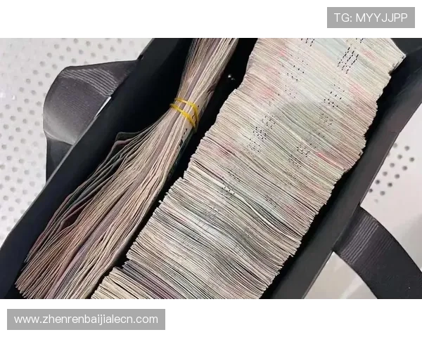 现金真人网页版无需下载，随时随地轻松登录享受高品质真人博彩乐趣